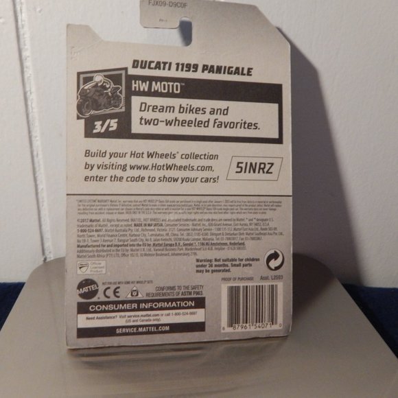 Hot Wheels ; Ducati 1199 Panigle  ITEM #42 - Picture 2 of 2